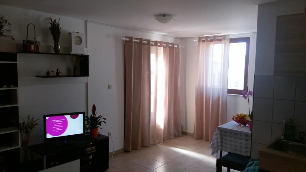 Apartamento Terra Rossa Loborika Exterior foto